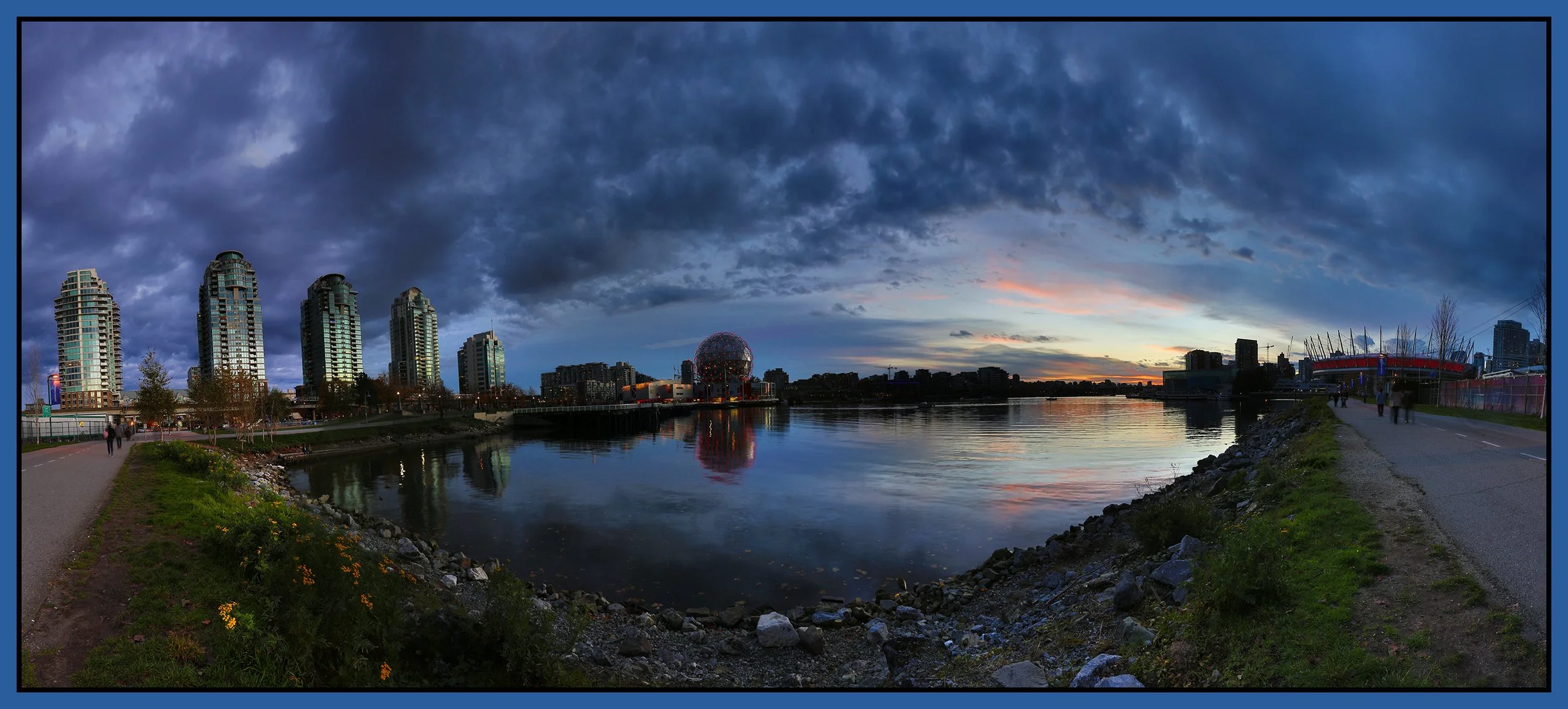 6.5 View False Creek LkgSE_Nov 11_2015_HDR_Pan_H1918_1_4x9s.jpg