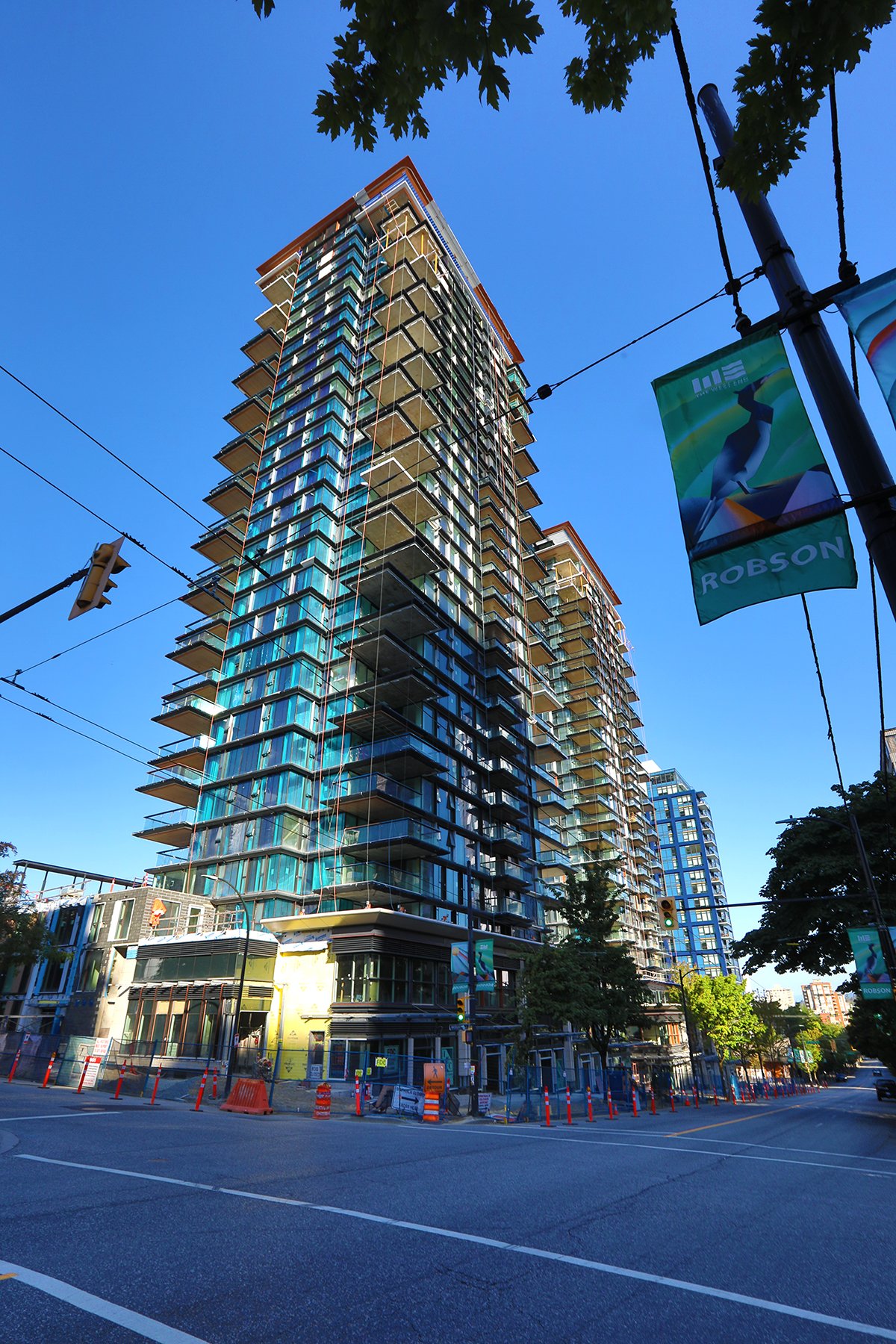 Robson Landmark Const_Jul 9_2023_HDR_5C1987_4x6.jpg