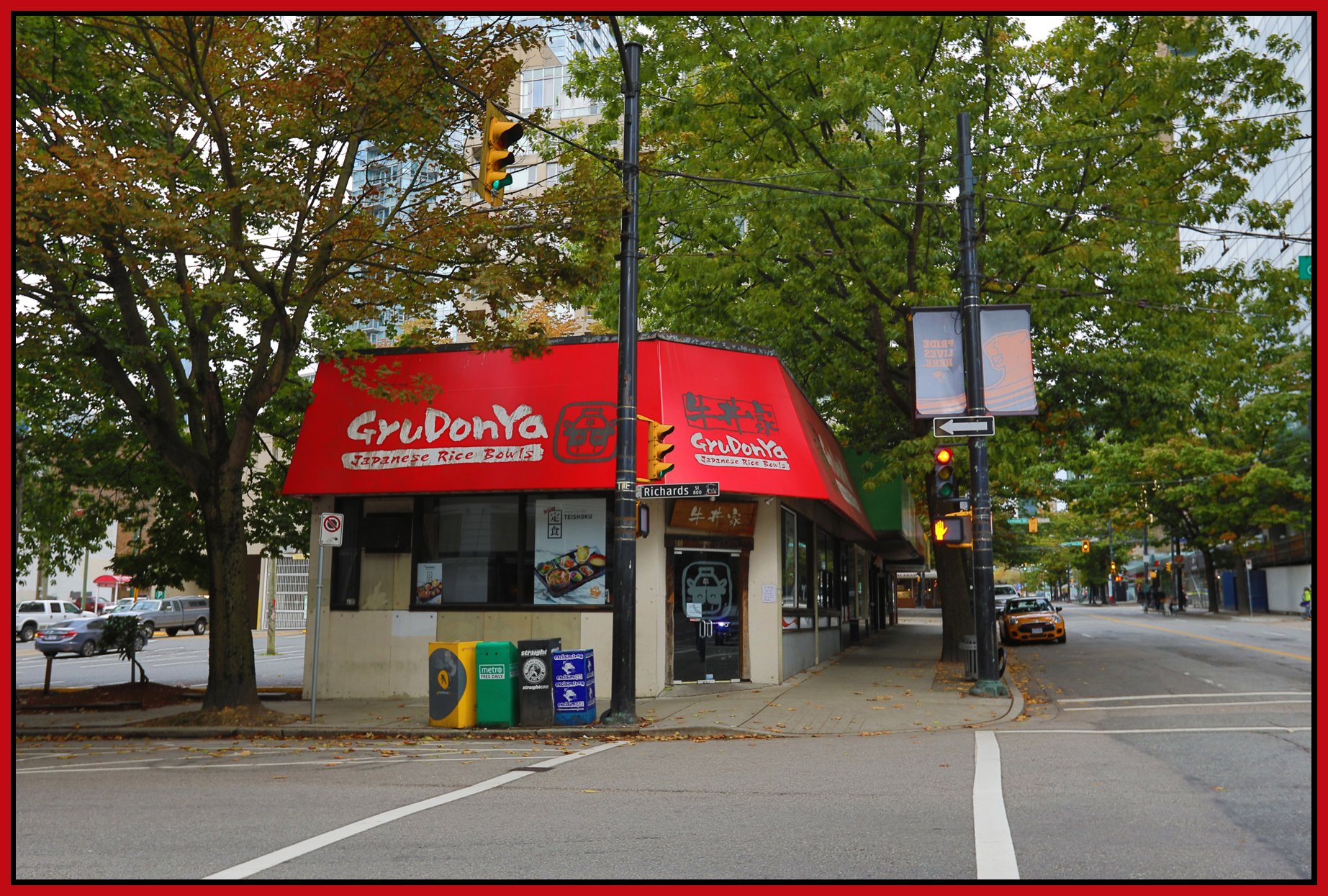 Robson St at Richards_Oct 7_2017_HDR_B9137_4x6s.jpg