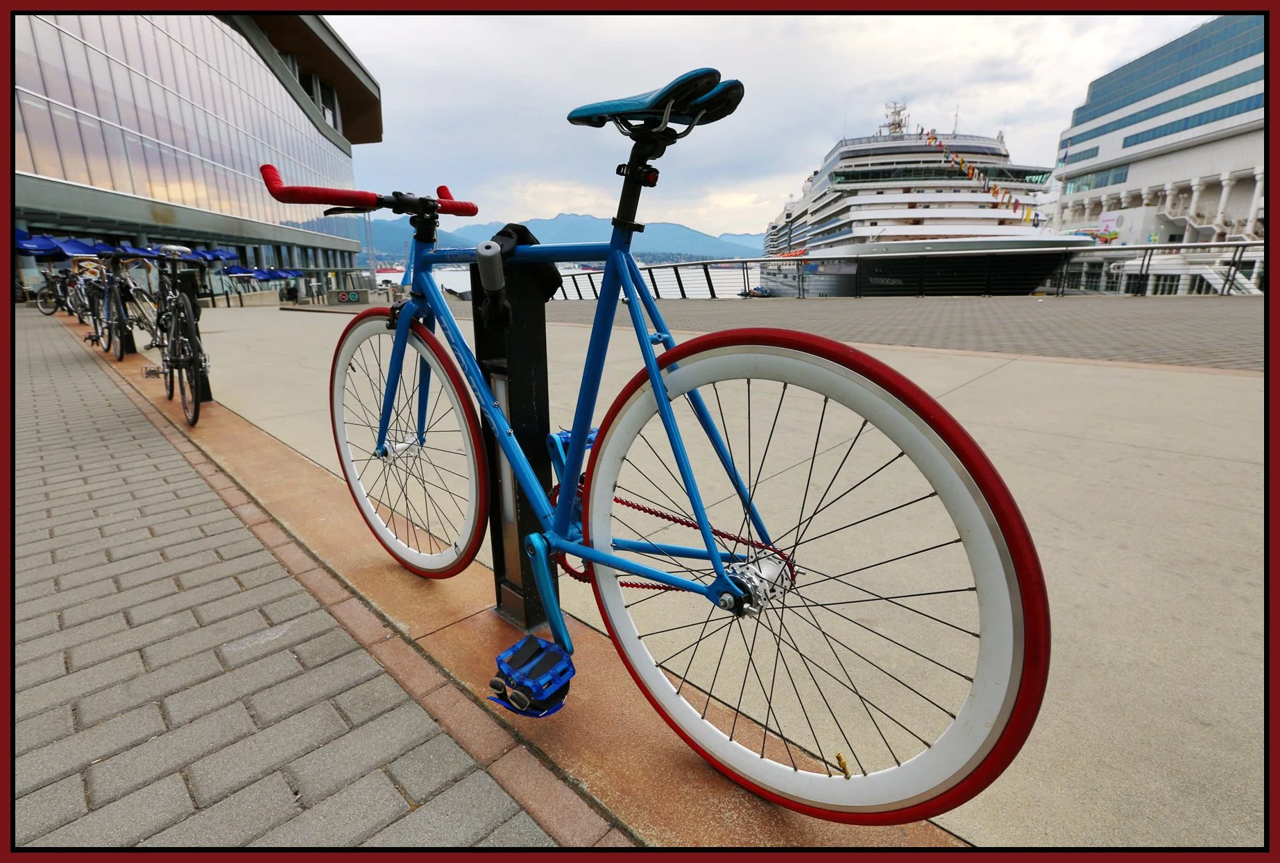 Coal Harbor Bike_Aug 10_2013_HDR_B2527_4x6s.jpg