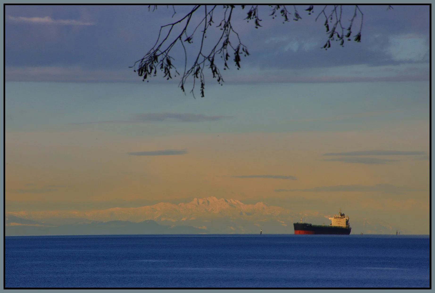 English Bay Ship_Mar 8_2023_HDR_5D5418_4x6s.jpg