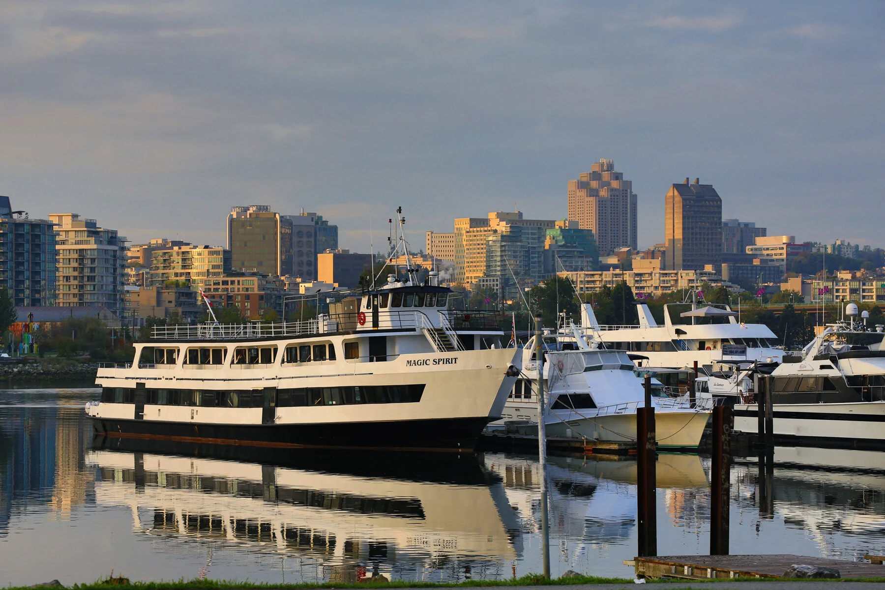 False Ck Boats_Oct 7_2014_HDR_F4206_4x6.jpg
