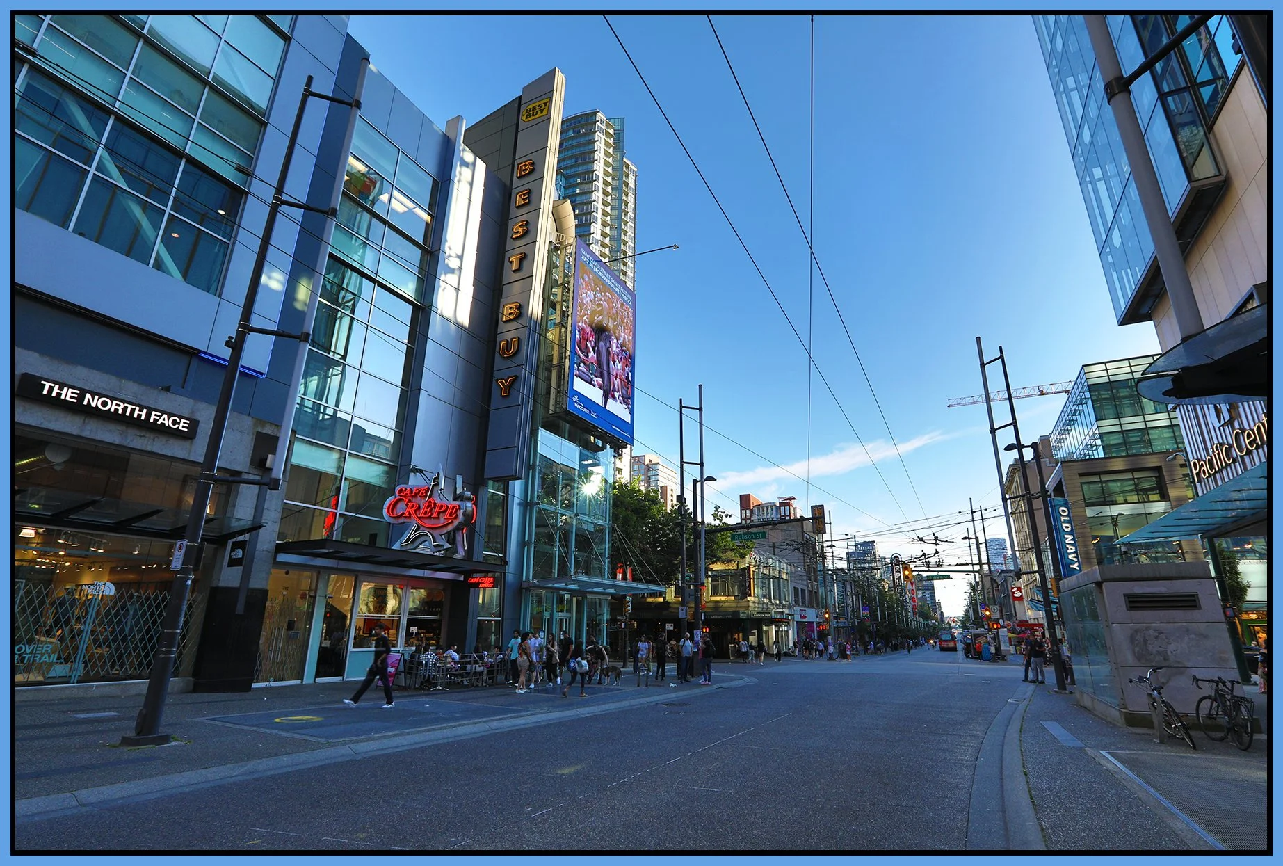 788 Granville St LkgS_Jul 19_2022_HDR_5B2029_4x6s.jpg