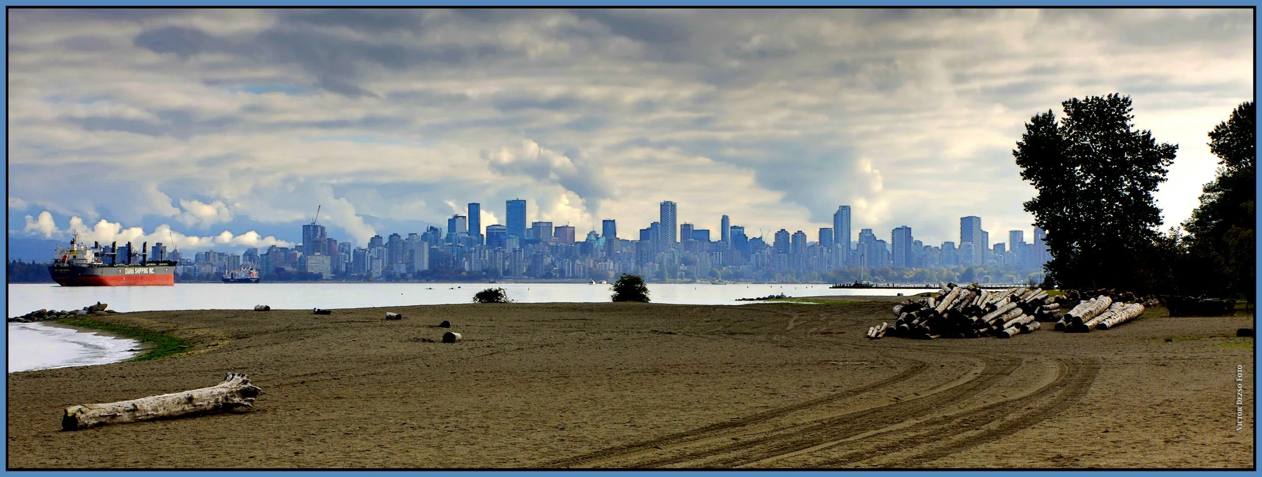 Vancouver from Spanish Banks_Sep 30_2026_HDR_4L3900_peWowEffct1_Pan_4x11ss.jpg