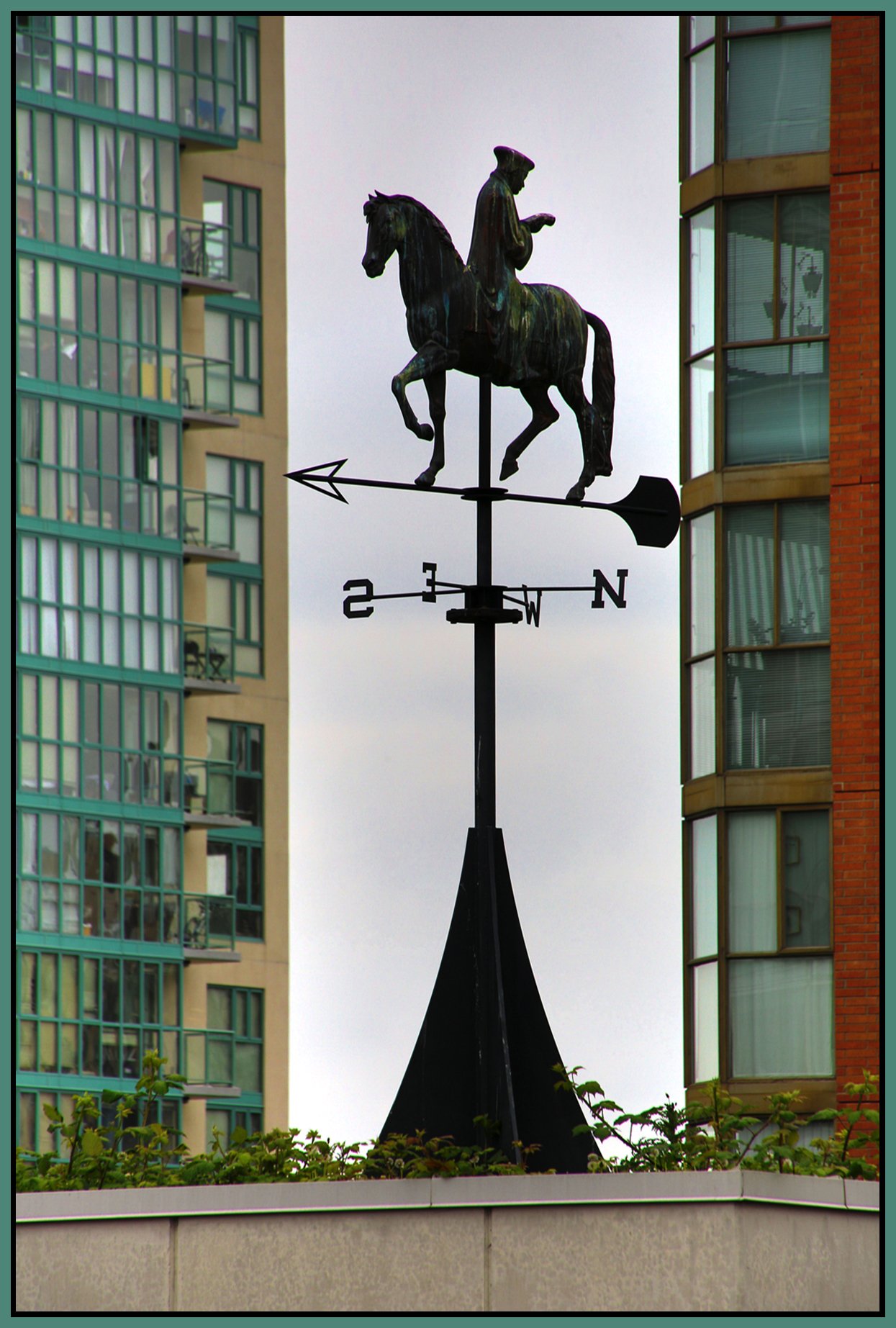 PacBlvd WeatherVane_Apr 23_2016_HDR_K4683_4x6s.jpg
