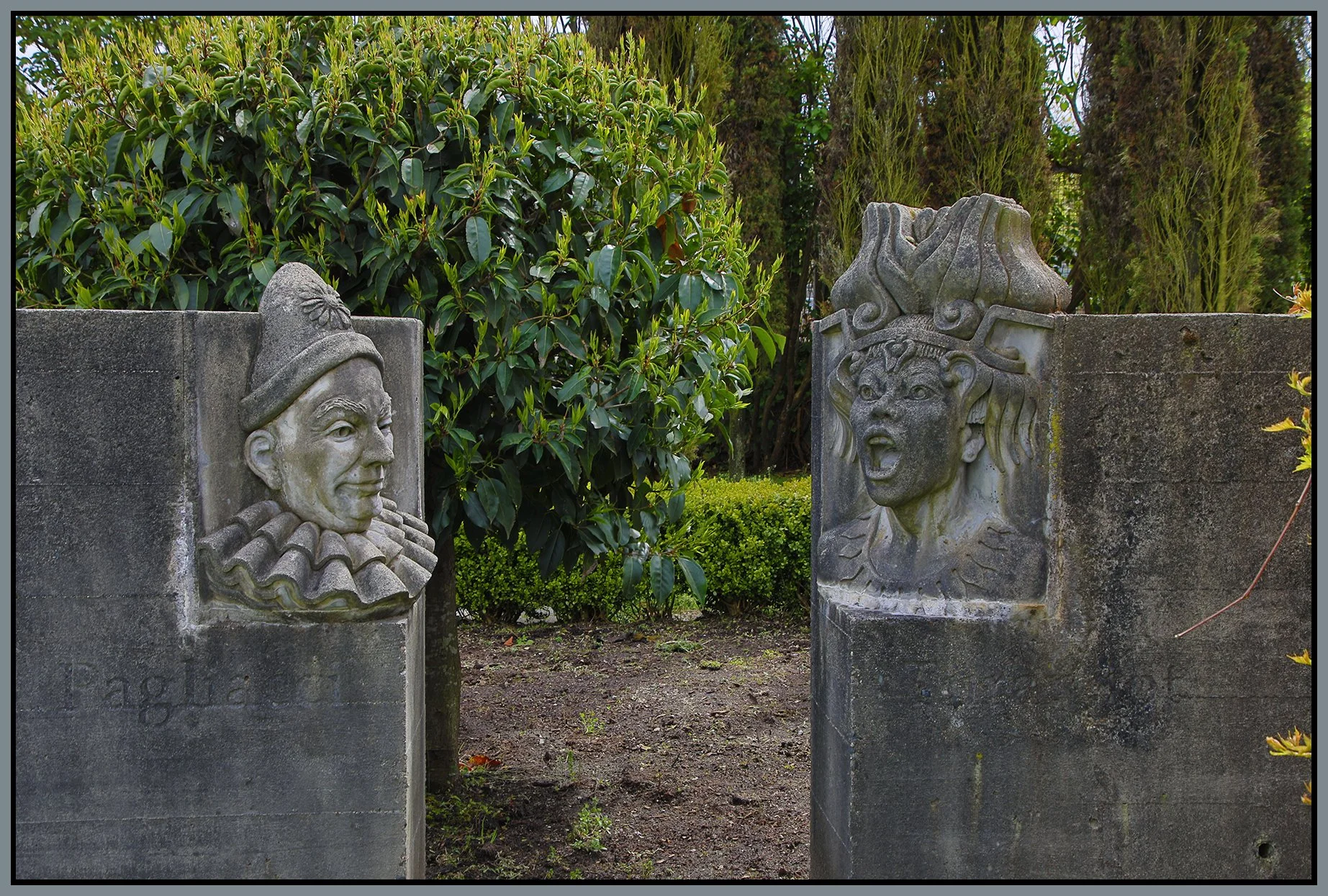 Italian Gardens_Pagliacci-Turando_May 11_2022_HDR_5B4823_4x6s.jpg