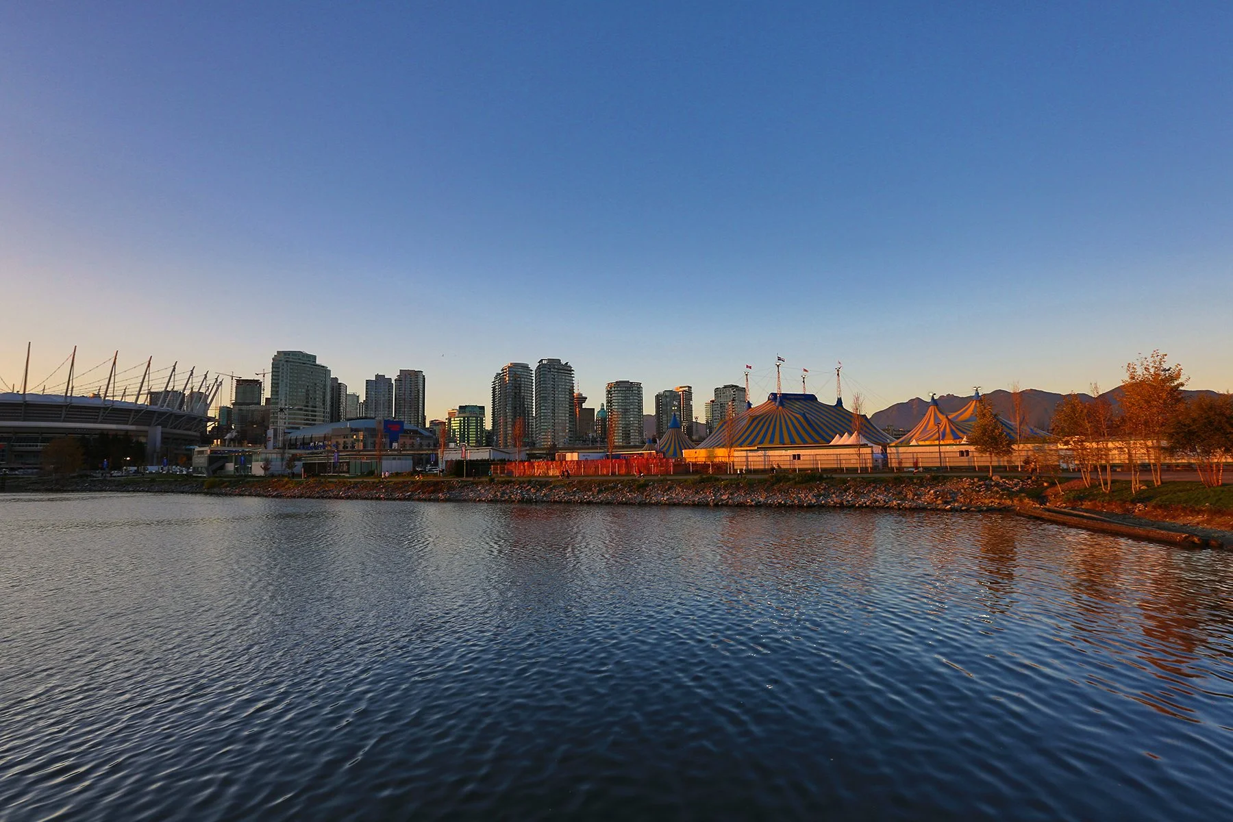 Cirque Du Soliel_Kooza_Nov 9_2015_HDR_H0502_4x6.jpg