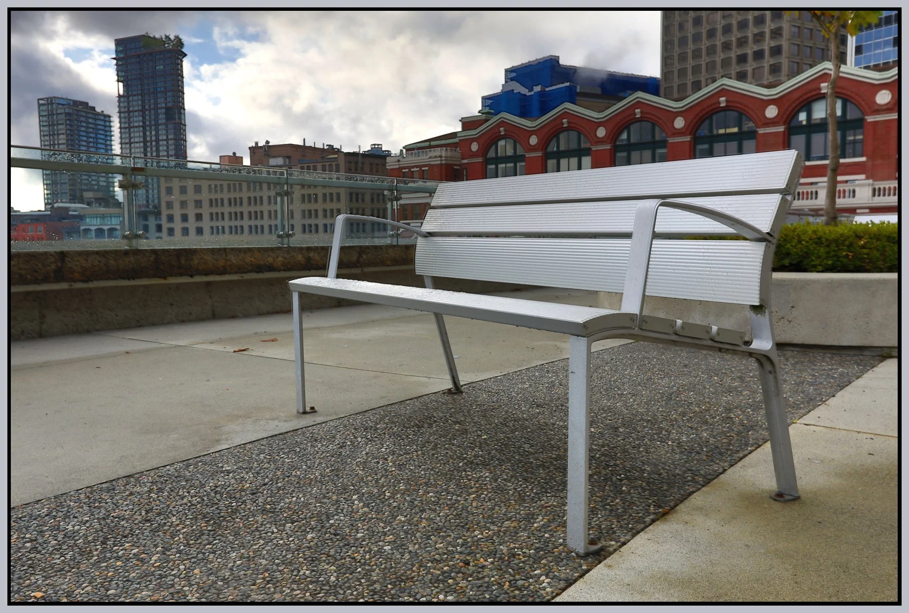 Bench at 200 Gr.St_Sep 30_2017_HDR_B6786_4x6s.jpg