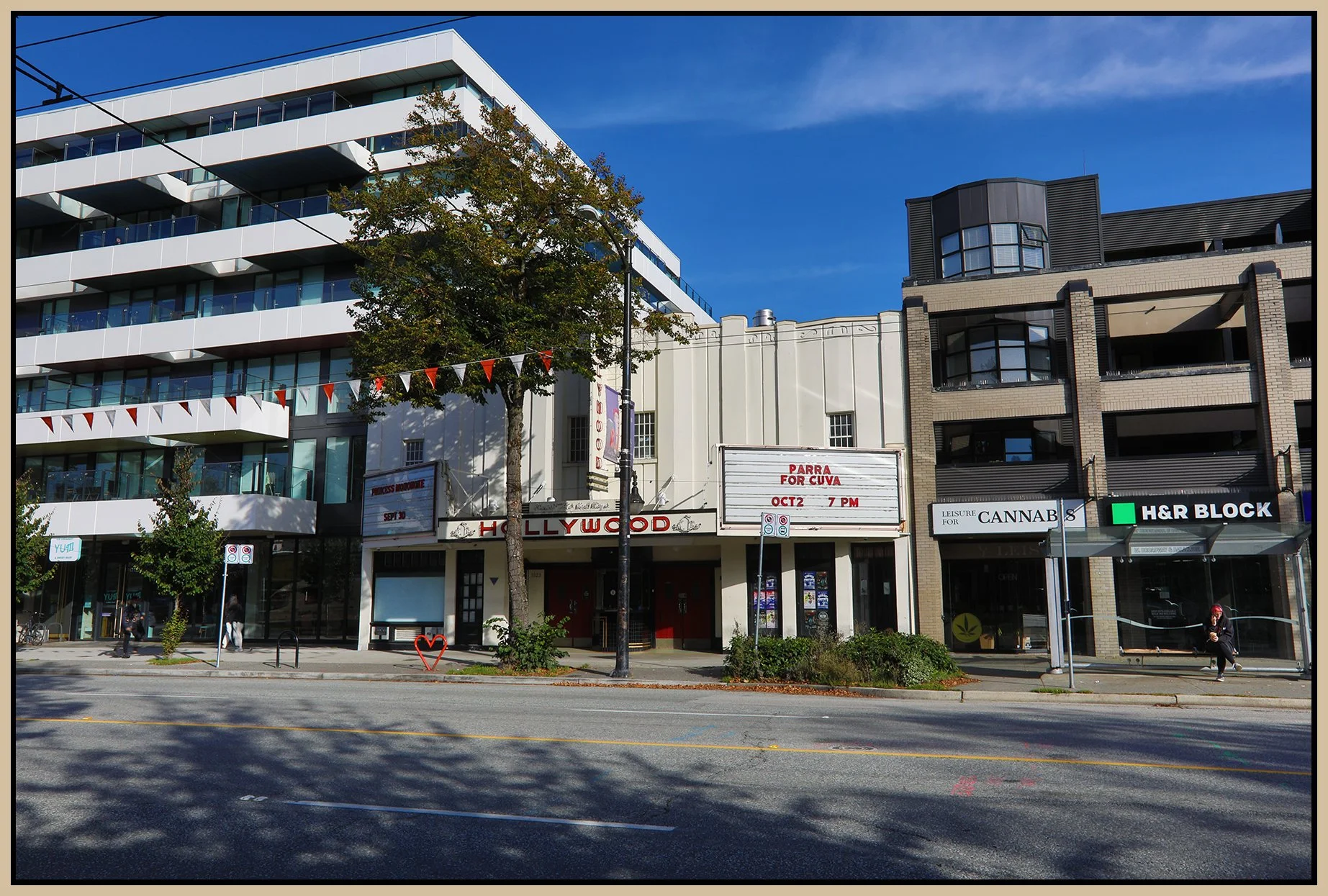 3123 Broadway Hollywood Theatre_Sep 30_2024_HDR_5E2014_4x6s.jpg