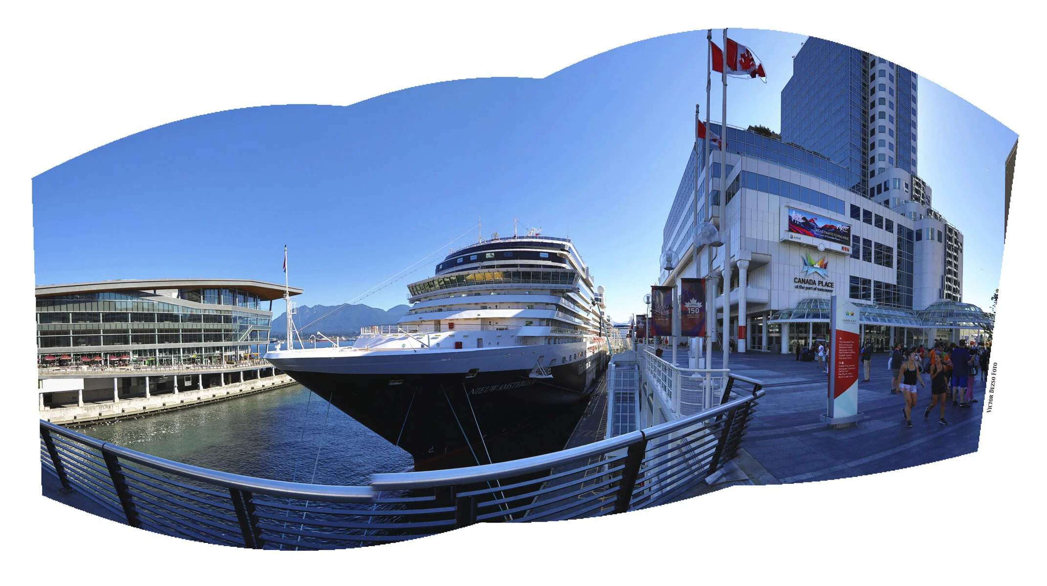 Canada Place Ship_Jul 29_2017_HDR_Pan_B2949_4x7s.jpg