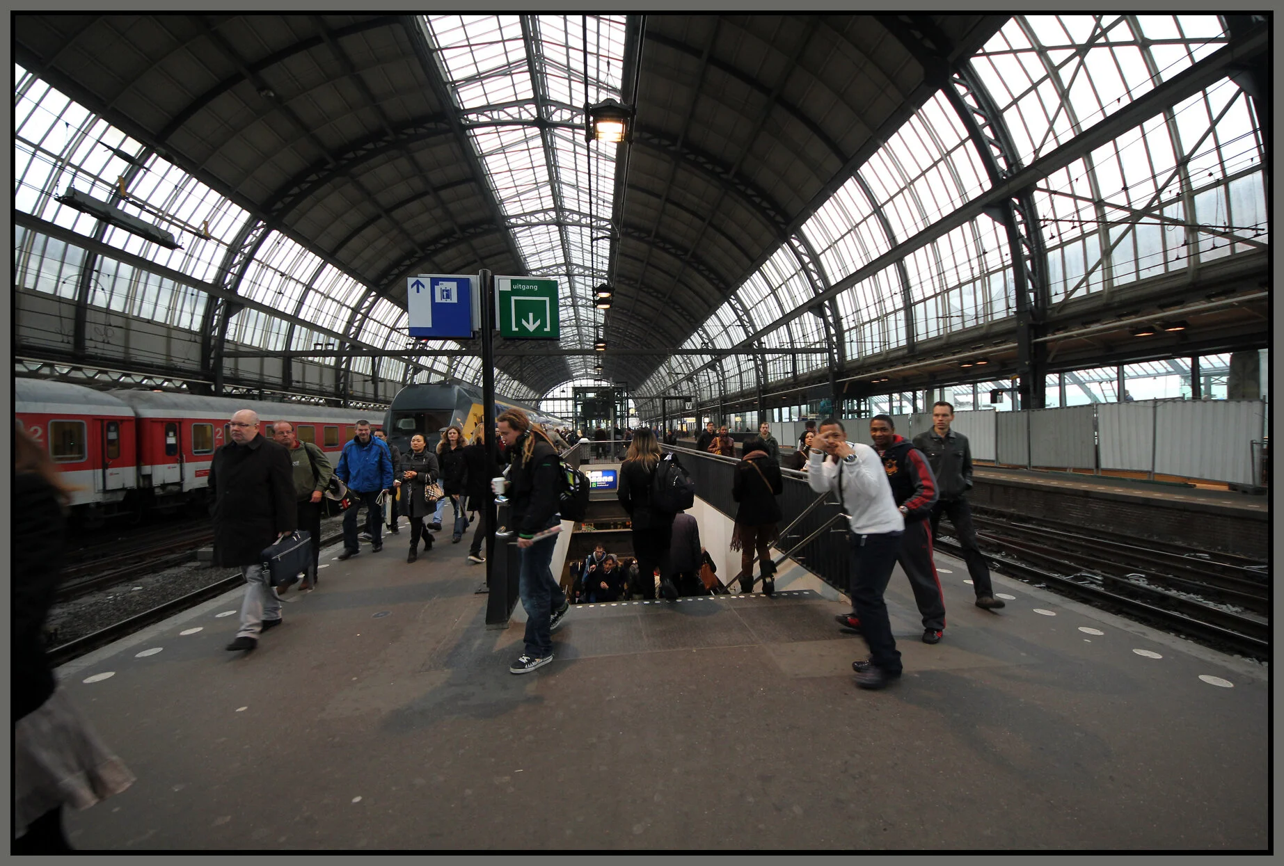 Amsterdam Central_Nov 8_2011_1548_4x6s.jpg