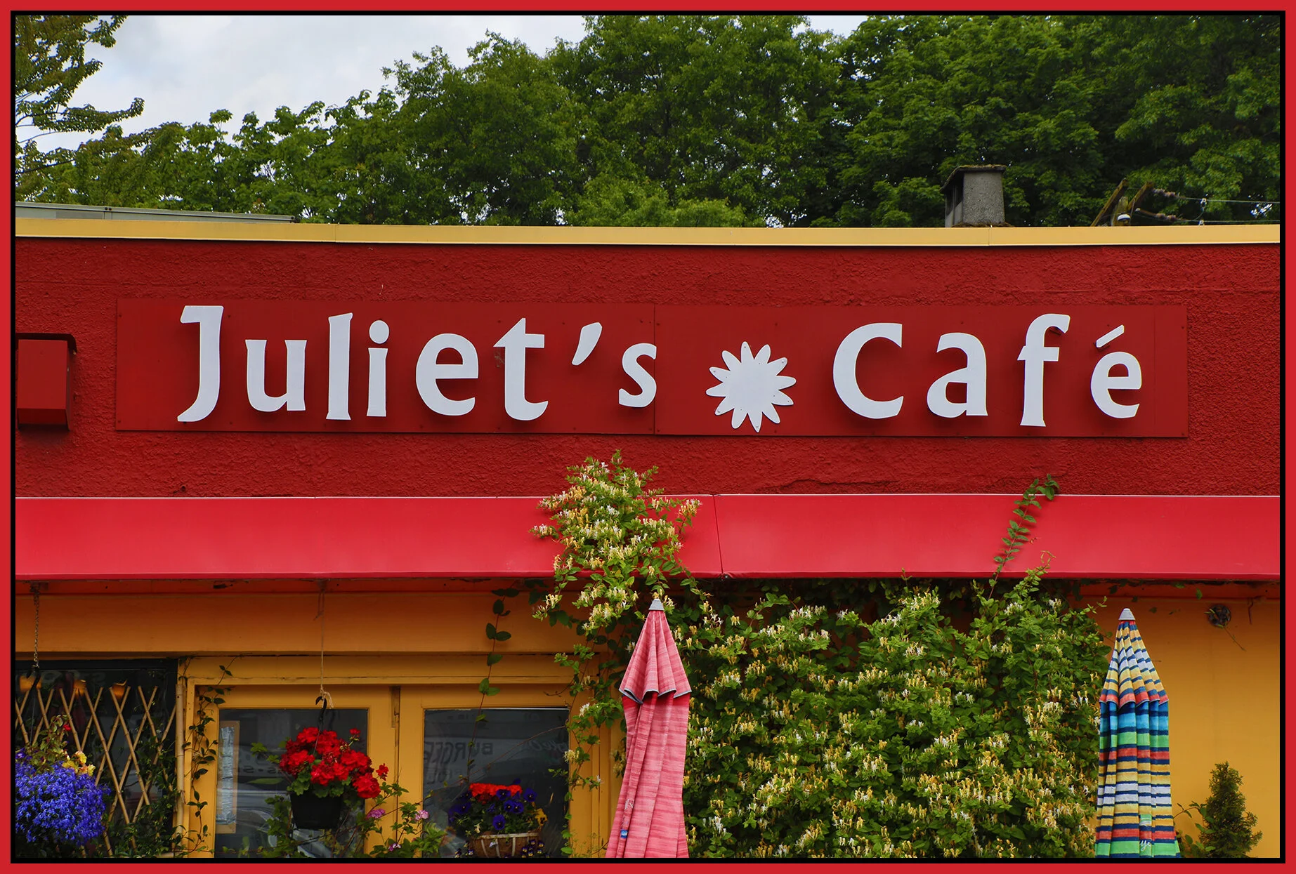 Juliet's Cafe Sign Kitsilano_Jun 9_2021_HDR_4G9606_4x6s.jpg