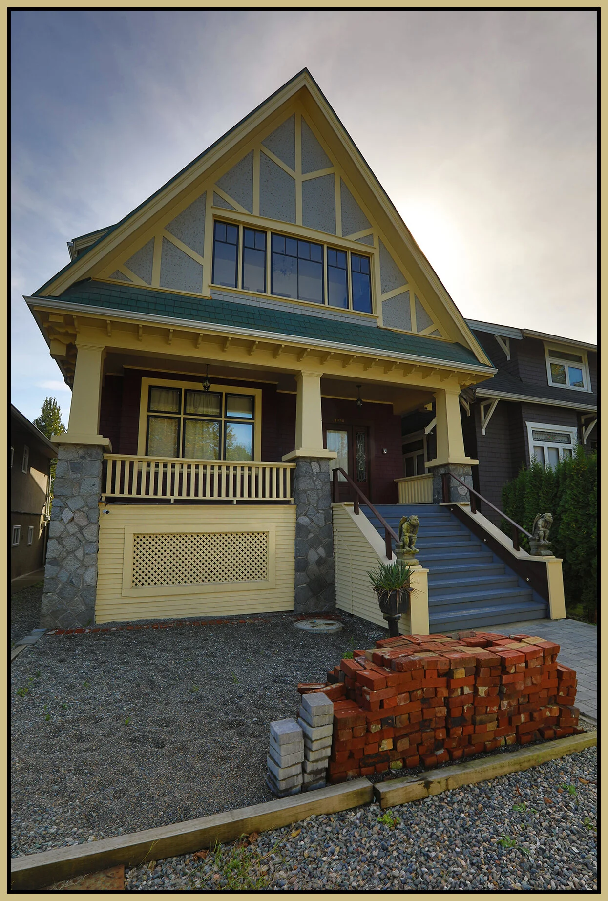 2056 Parker St Vancouver_Sep 24_2019_HDR_F4946_4x6s.jpg