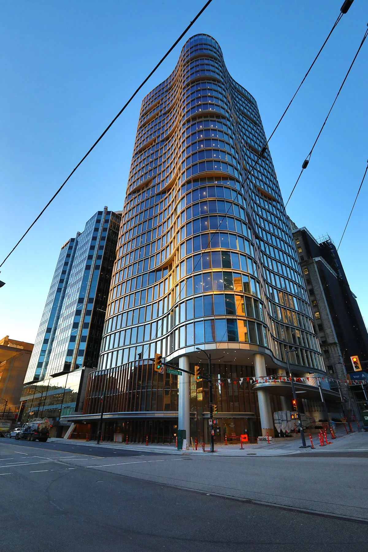320 Granville Const_Nov 9_2022_HDR_5C5145_4x6.jpg