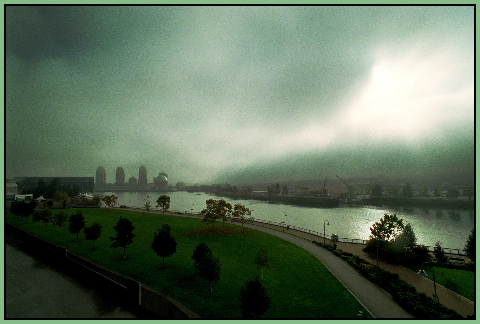 Cambie Br LkgE_Oct 18_2002_31_1_4x6s.jpg