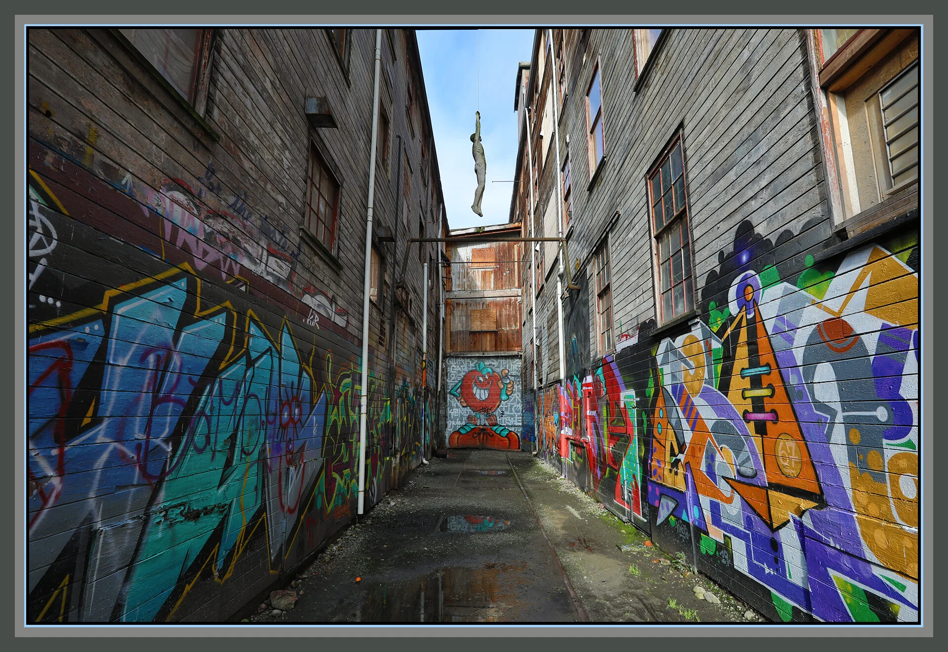 1000 Parker St Alley Graffiti_Jan 28_2020_HDR_F4001_4x6s.jpg