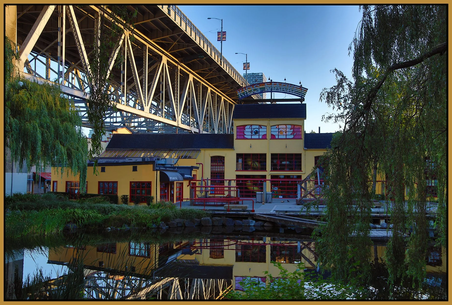 Granville island_Sep 8_2022_HDR_4H2171_4x6s.jpg