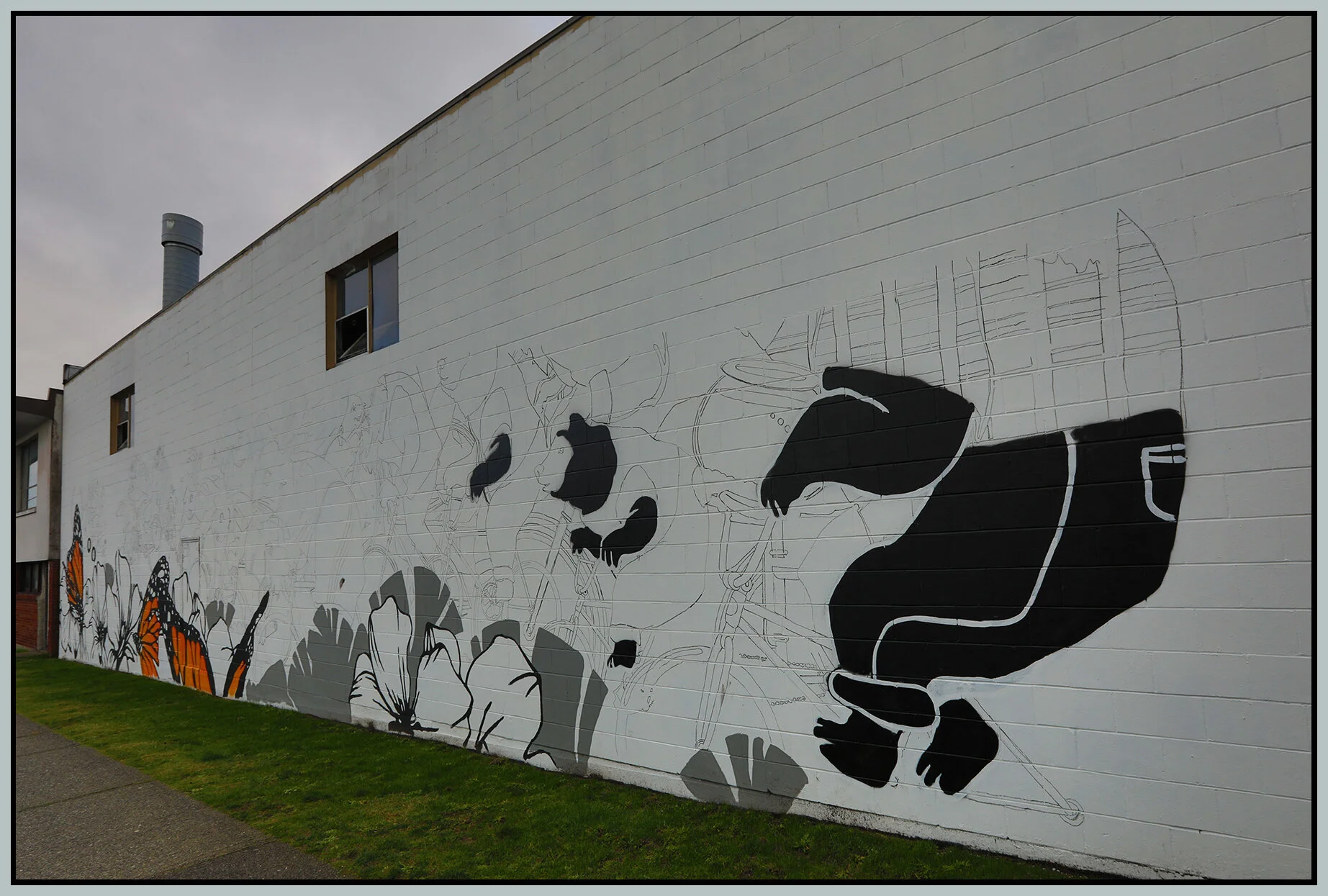 1451 Adanac St Mural_Jan 6_2021_HDR_4G1080_4x6s.jpg