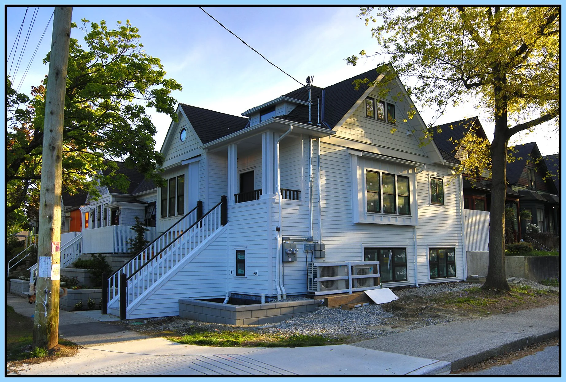 703 Heatley St Const_May 8_2024_HDR_5E5006_4x6s.jpg