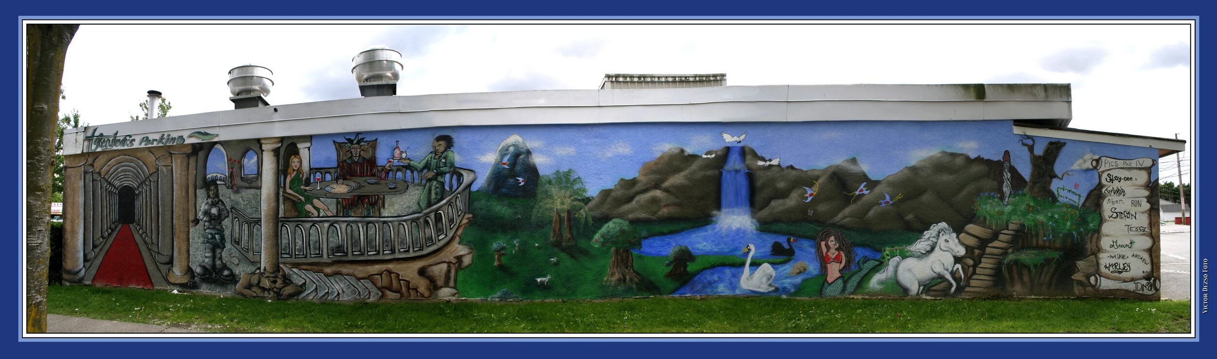 Trocadero Mural_3241_8_4x12s.jpg