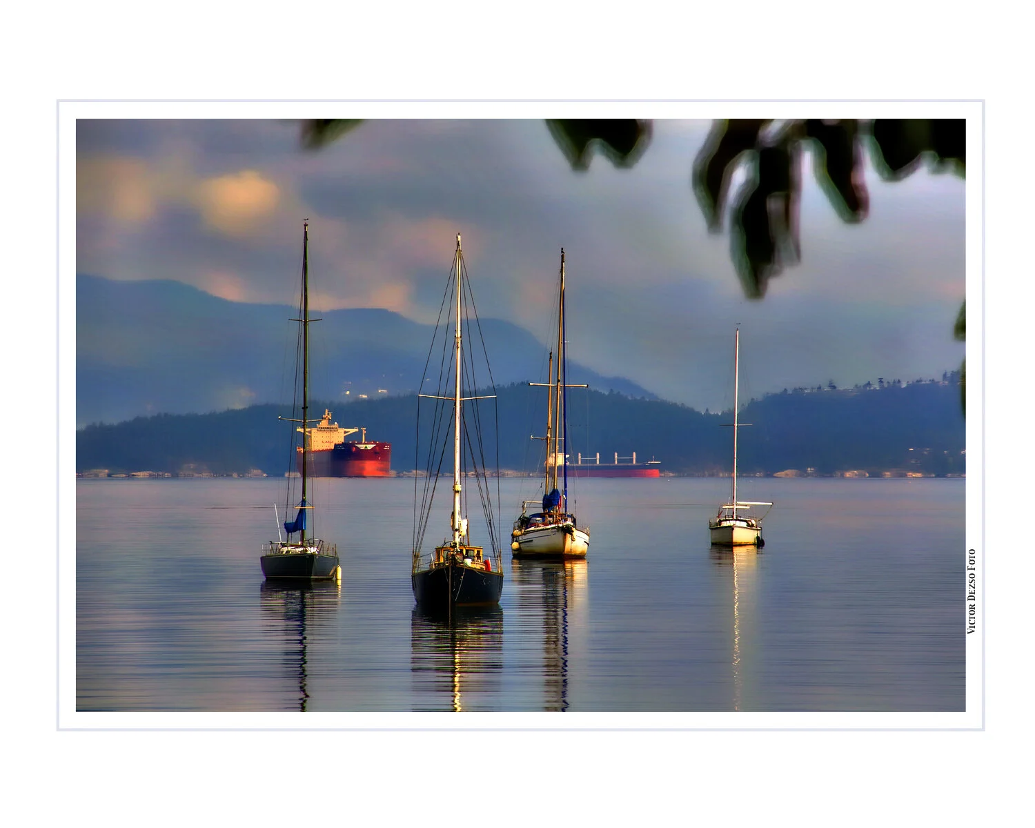 English Bay Boats_Aug 4_2016_HDR_L9467_peHdr2013_4x5.jpg