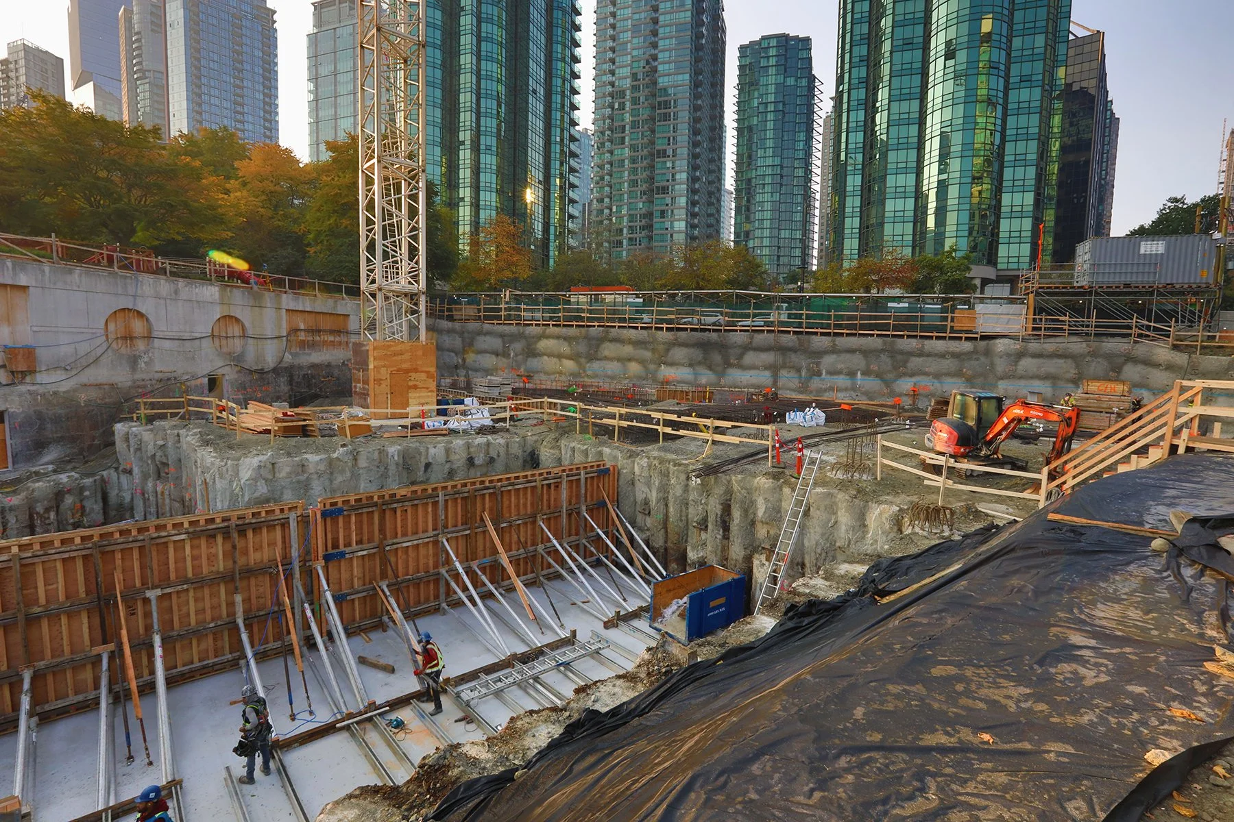 Coal Harbour Const_Oct 18_2022_HDR_5C3800_4x6.jpg