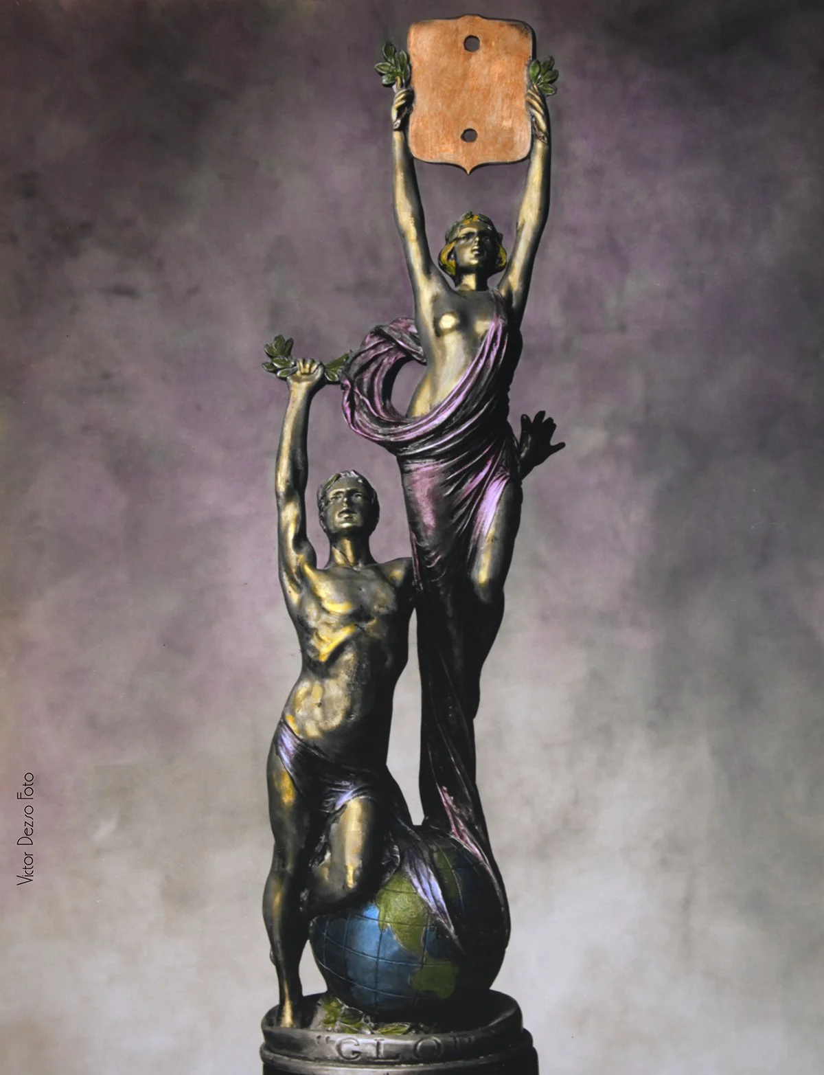 Statue 1990's_6143_4x5.jpg