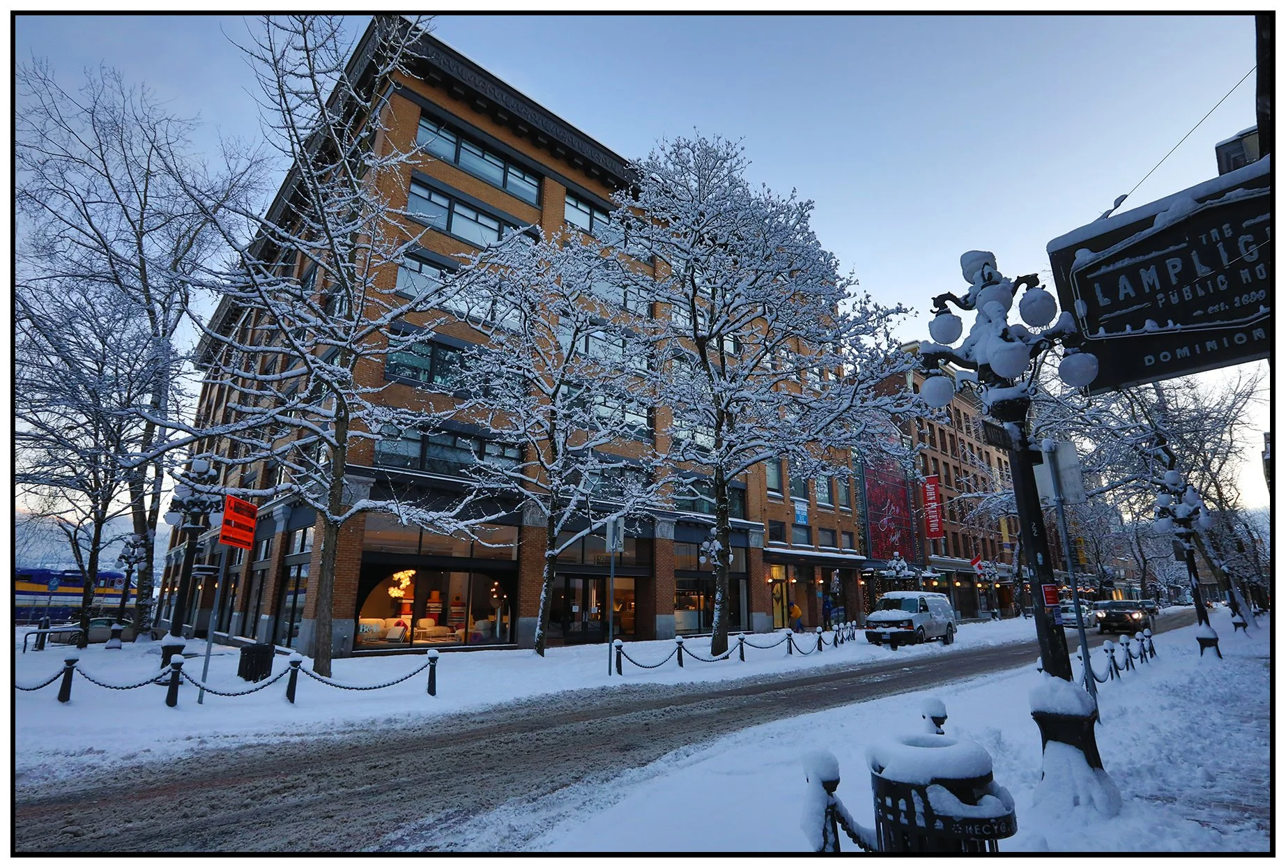 Gastown Water St_Dec 30_2021_HDR_5A5658_4x6s.jpg