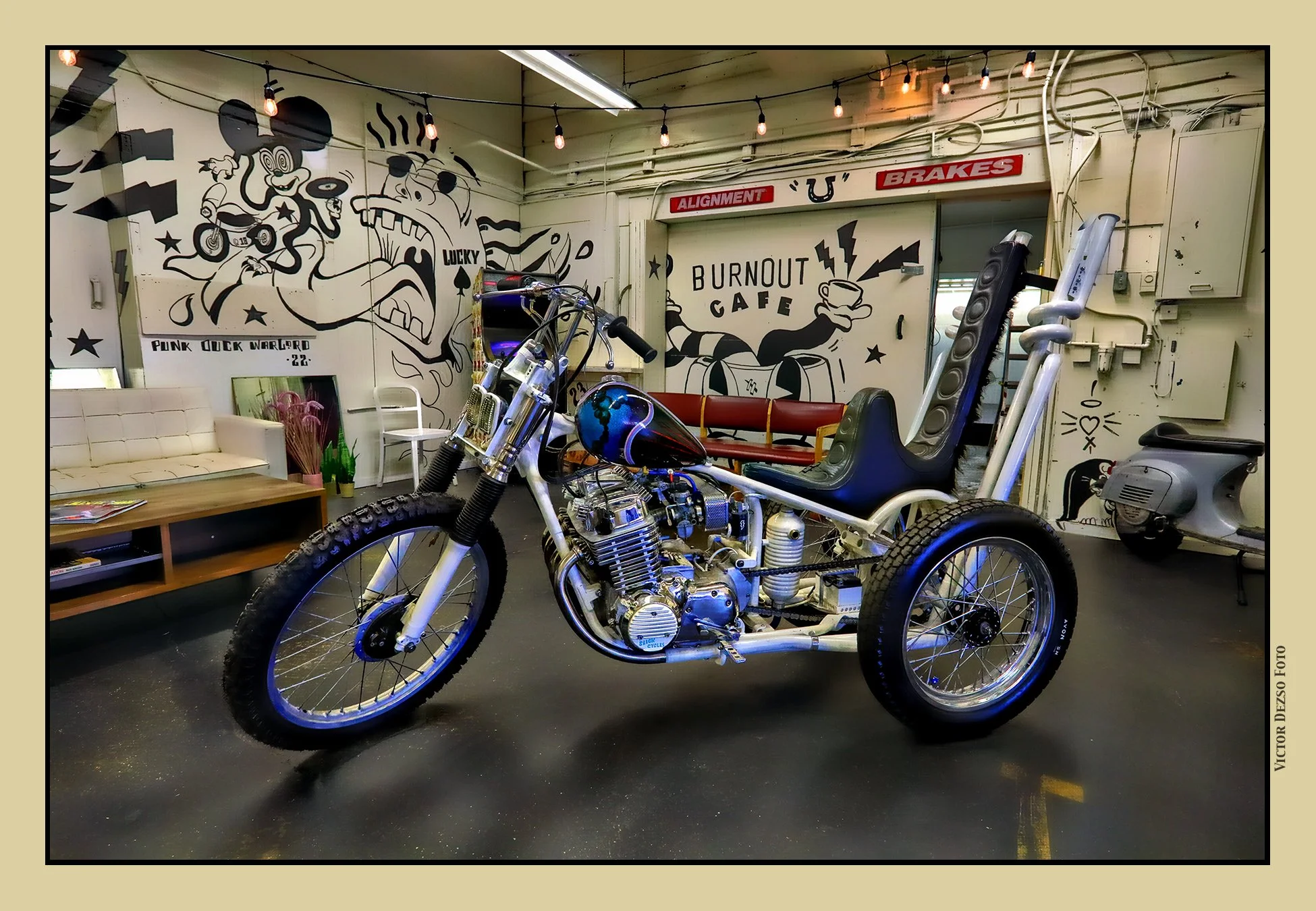 Burnout Cafe Bike_Nov 13_2022_HDR_5C5754_peHdr2013_1_4x6ss.jpg