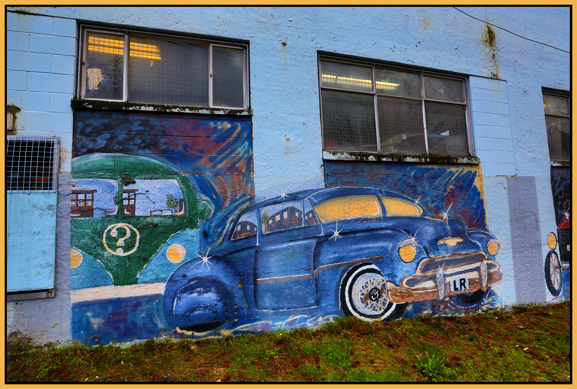 Commercial Dr Mural_Dec 12_2012_HDR_C3953_4x6s.jpg