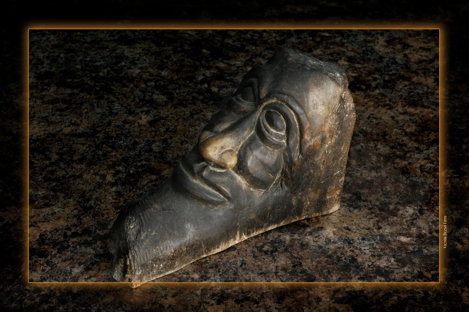 Carvings_9146_4x6.jpg