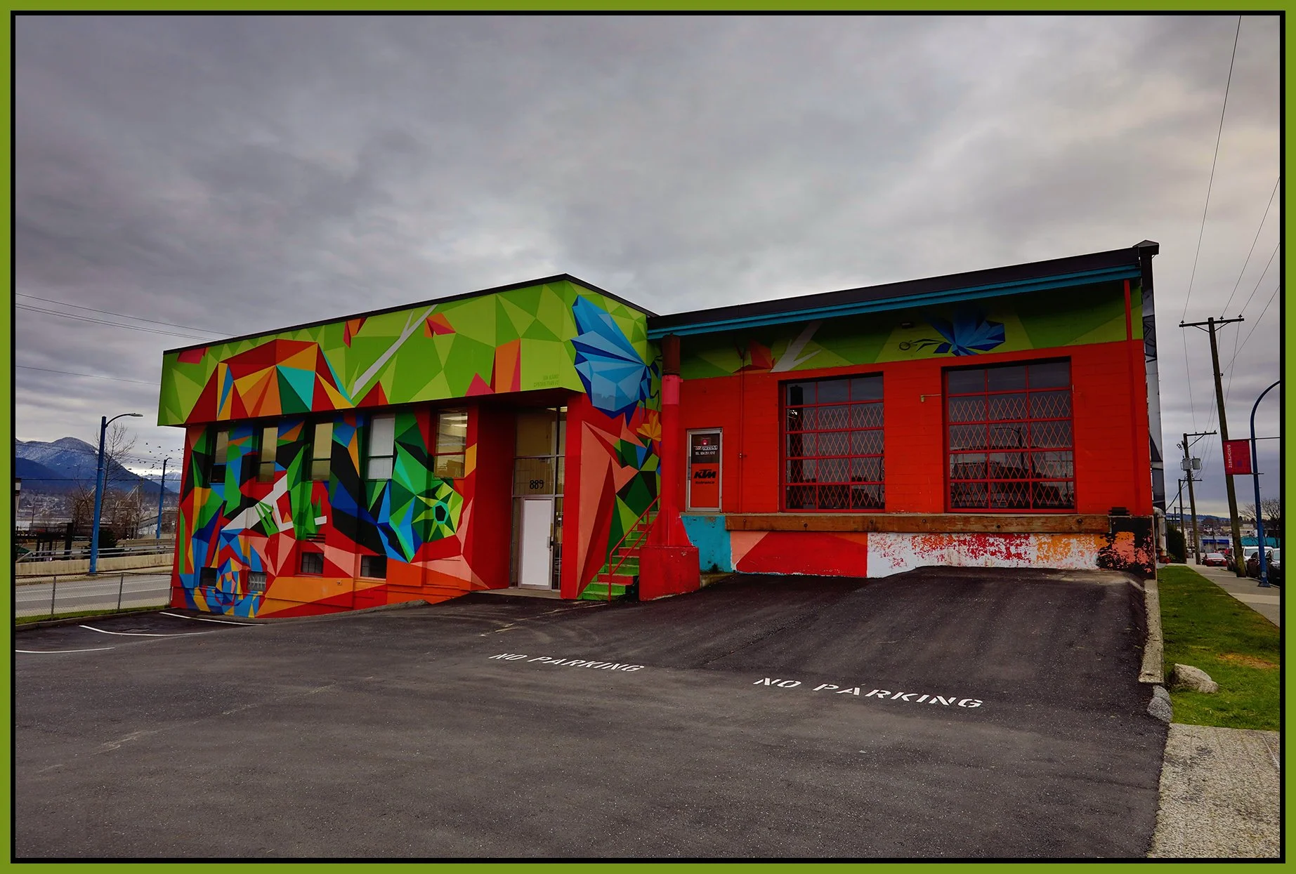 899 E Cordova Mural_Dec 17_2021_HDR_5A2903_4x6s.jpg