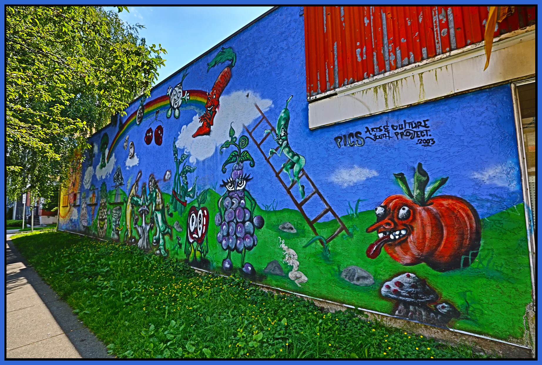 MainSt at 10th Mural_Jul 4_2012_HDR_C1117_4x6s.jpg