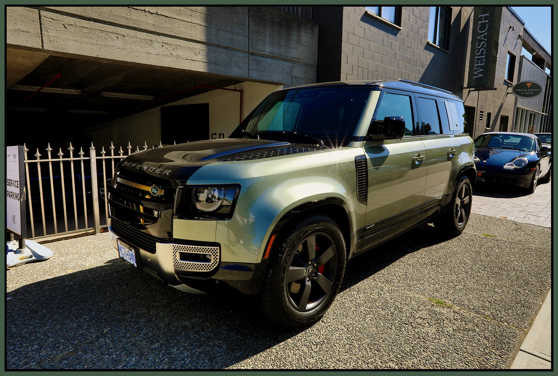 Range Rover Defender_Jun 23_2021_HDR_5A9947_peNatB II_4x6s.jpg