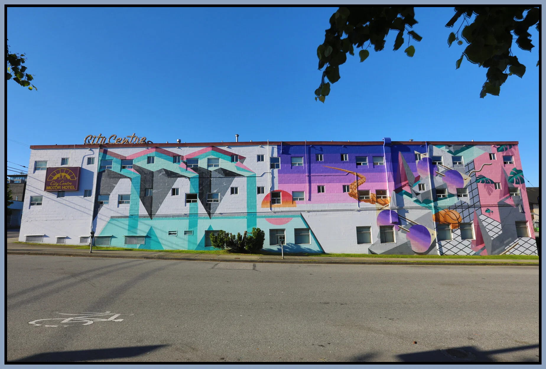 City Centre Motel Mural_May 28_2017_HDR_A8544_4x6s.jpg