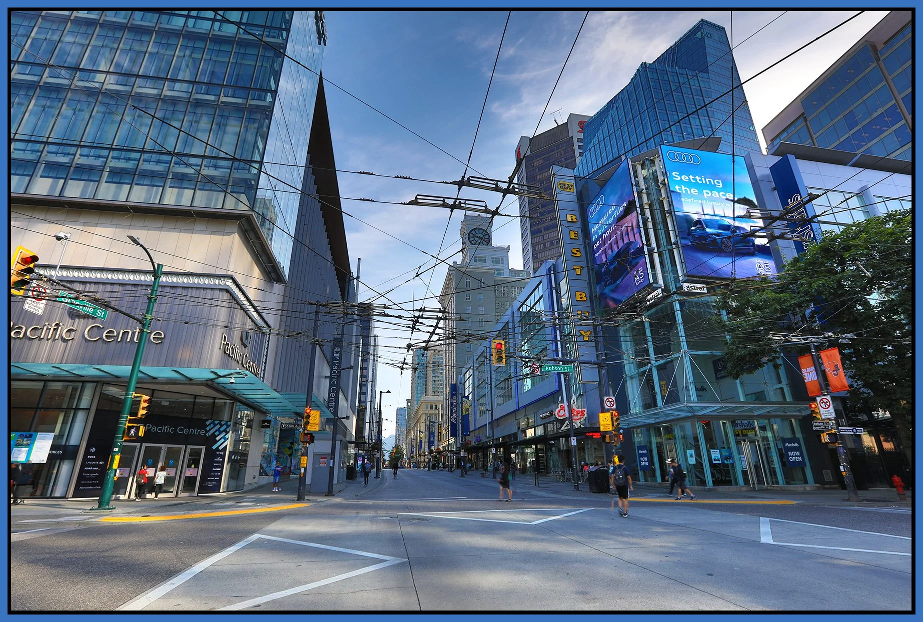 799 Granville St LkgN_Aug 1_2025_HDR_4J9353_4x6s.jpg