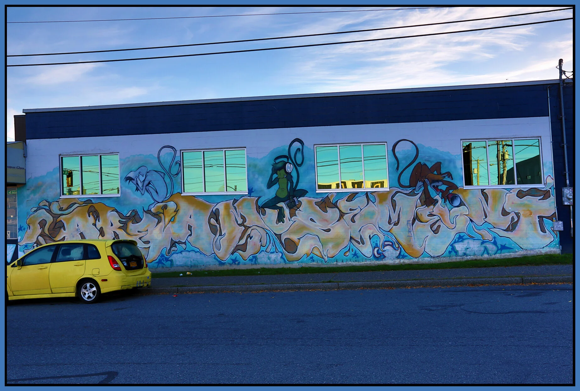 Commercial Dr Mural_Oct 6_2013_HDR_D0898_4x6s.jpg