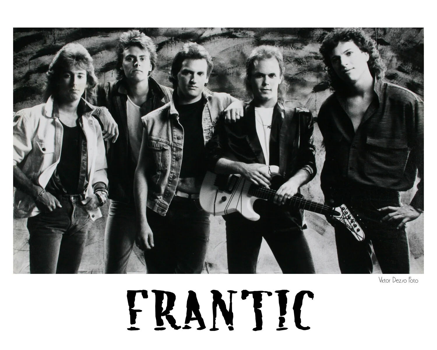Frantic_4004_s.jpg