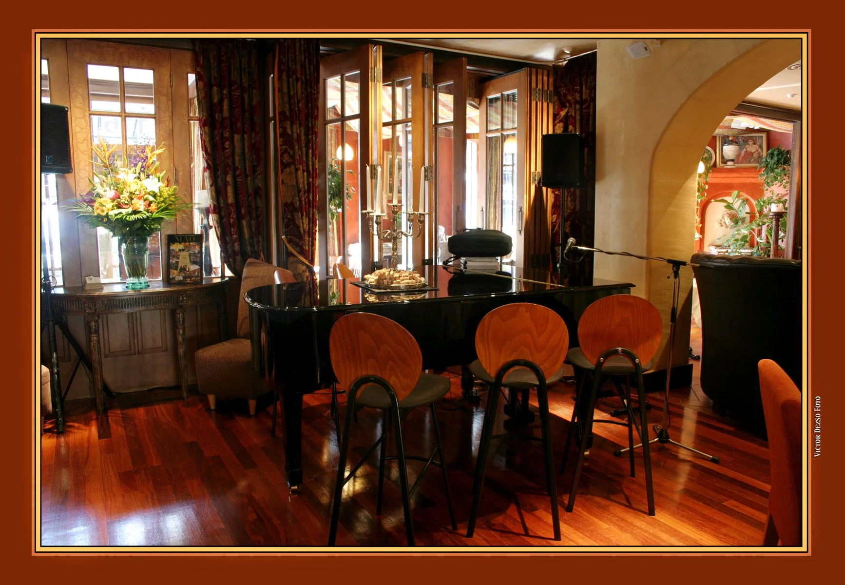 Circolo Piano Bar_3477_4x6s.jpg