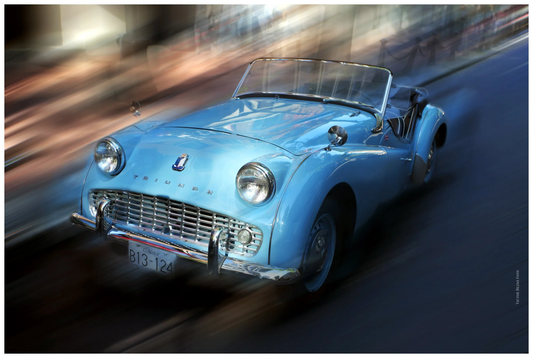 TriumphTR6_July 5_2010_0858velv_4x6s.jpg