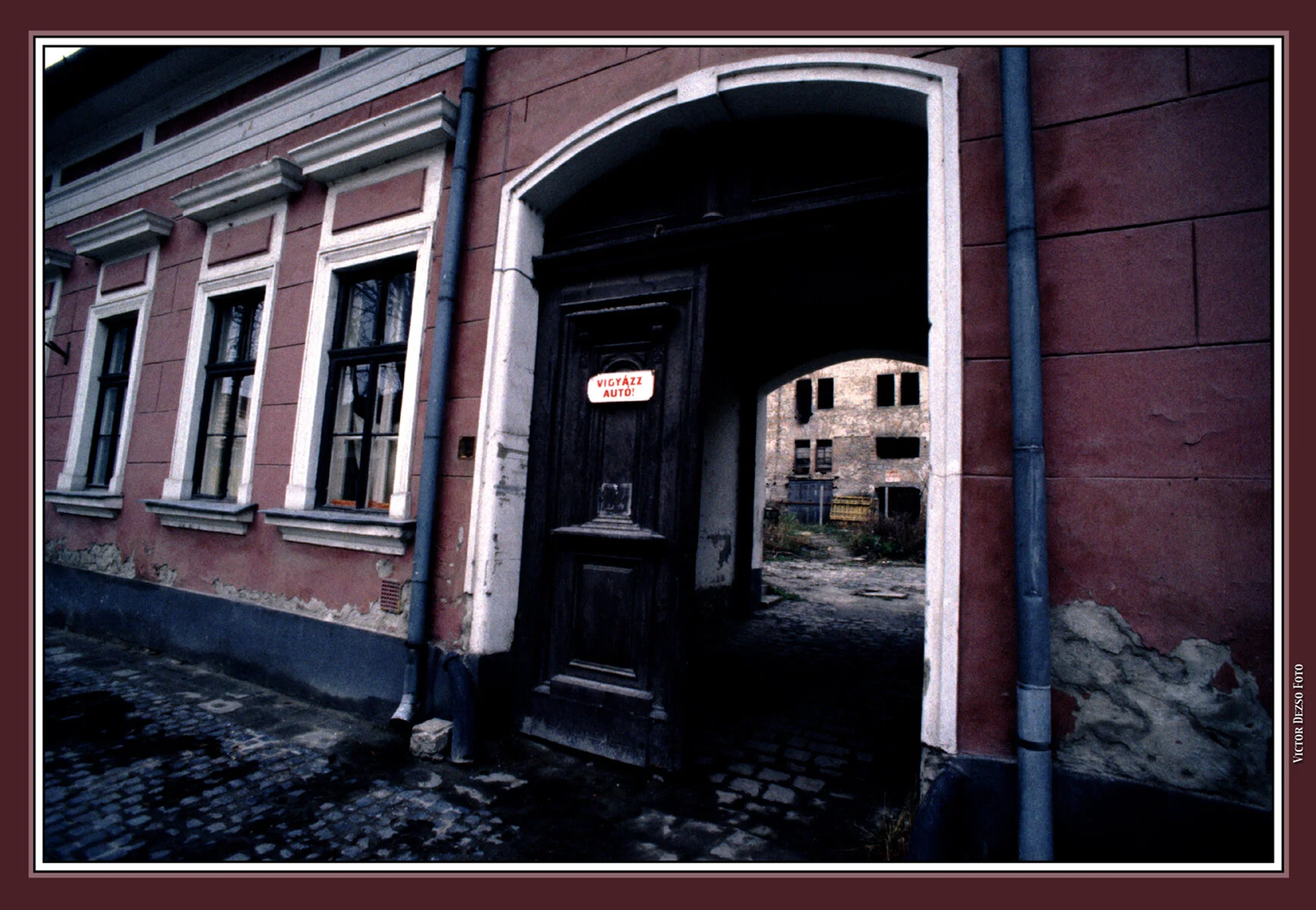 Hungary_Buildings_2_4x6s.jpg