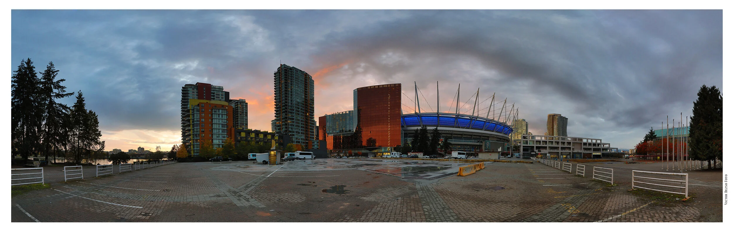 Plaza of Nations_Oct 7_2019_HDR_Pan_F7510_1_4x11s.jpg