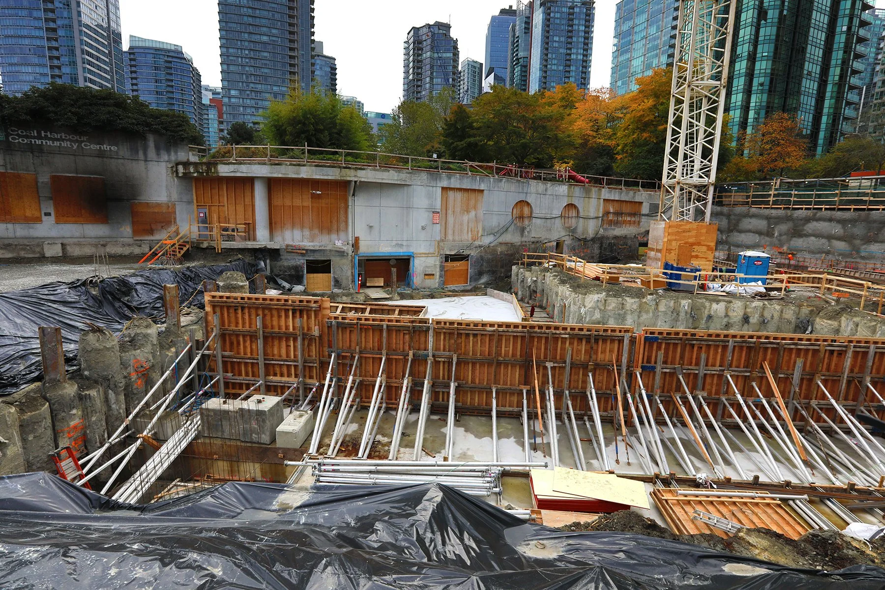 Coal Harbour Const_Oct 22_2022_HDR_5C4242_4x6.jpg