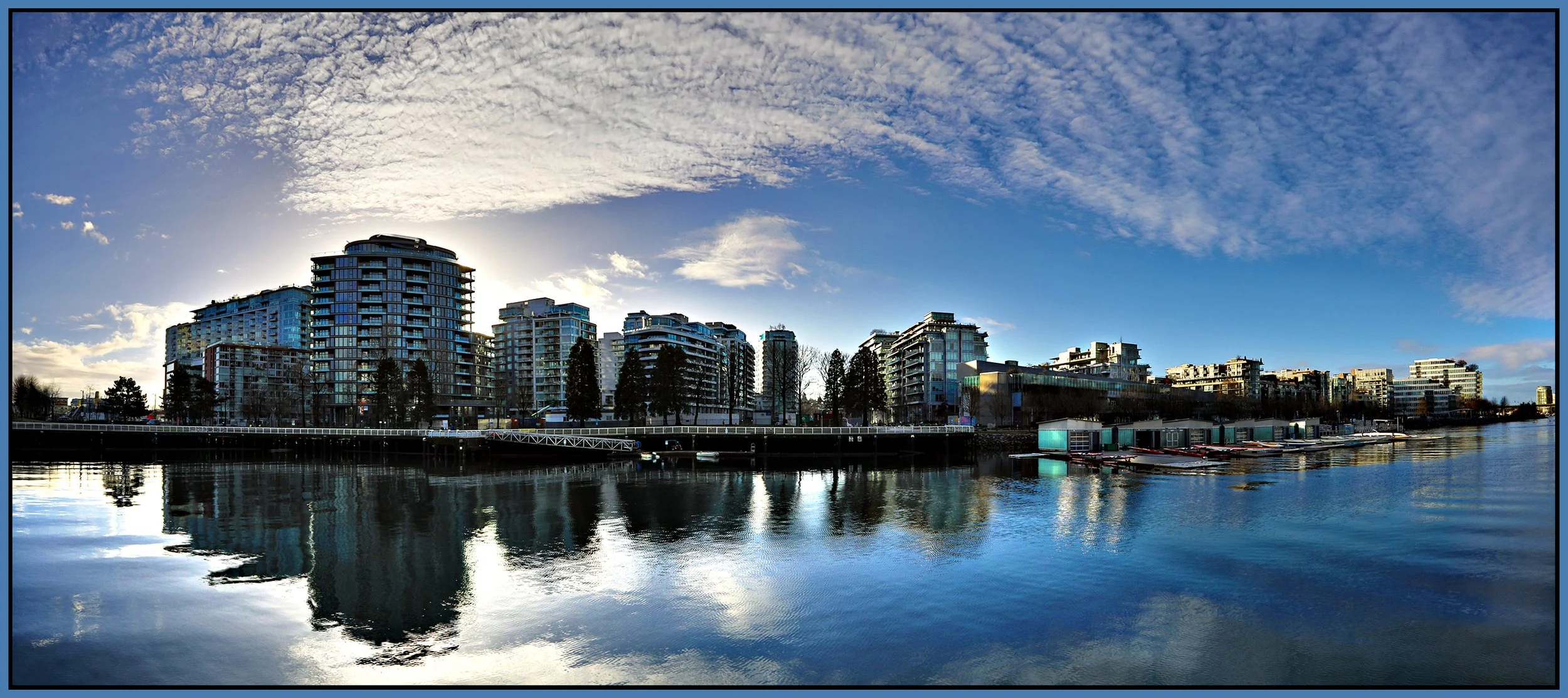 4.2 View False Creek LkgS_Pan_5E2800_peLocal Cntrst_1_4x9s.jpg