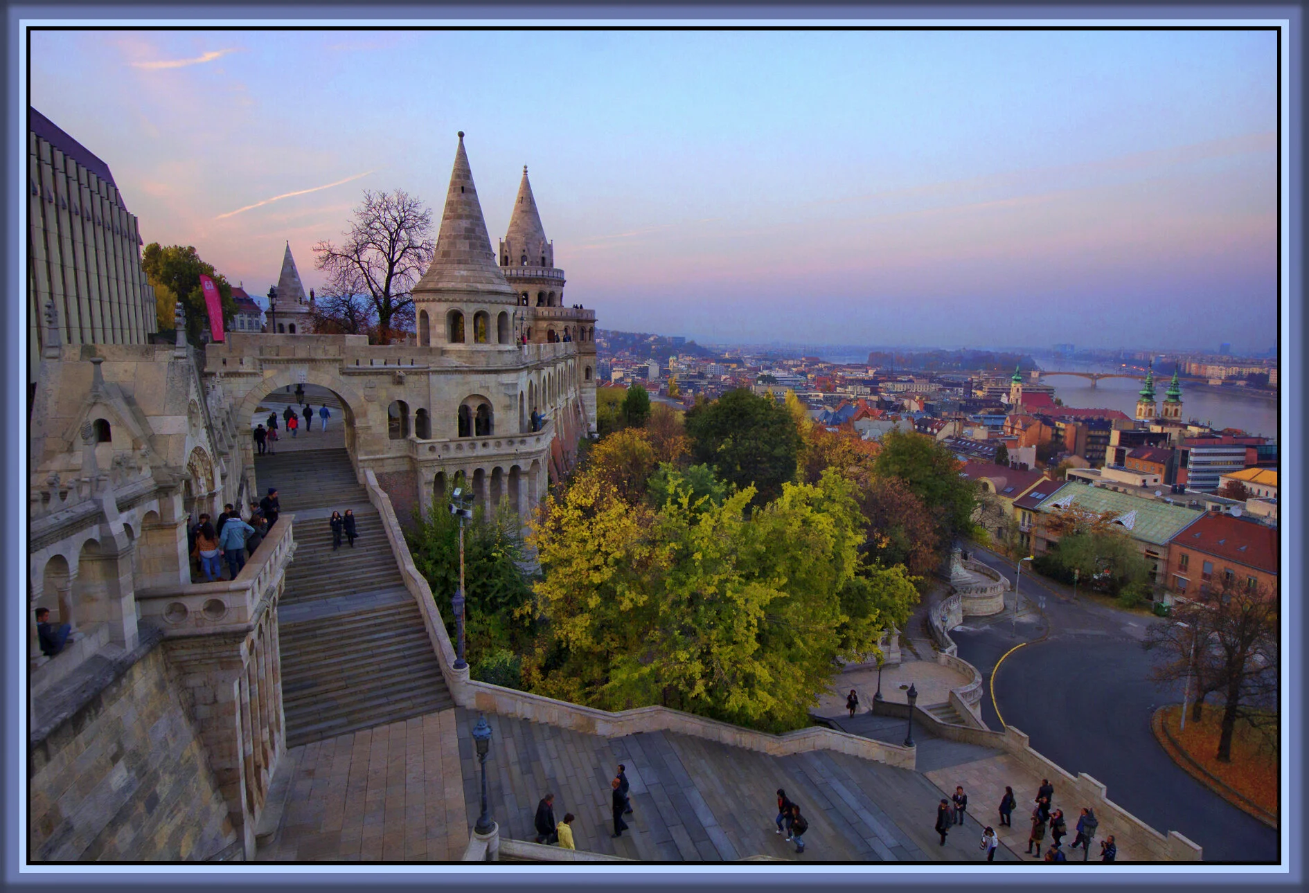 Buda Vár_Nov 5_2011_0975_1_peVibrClrs_Hypreal_4x6s.jpg