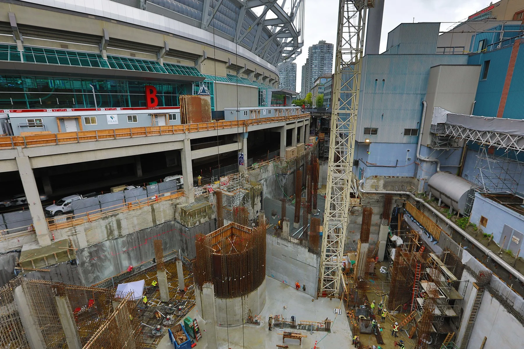 Stadium Const_Jun 27_2024_HDR_4J1652_4x6.jpg