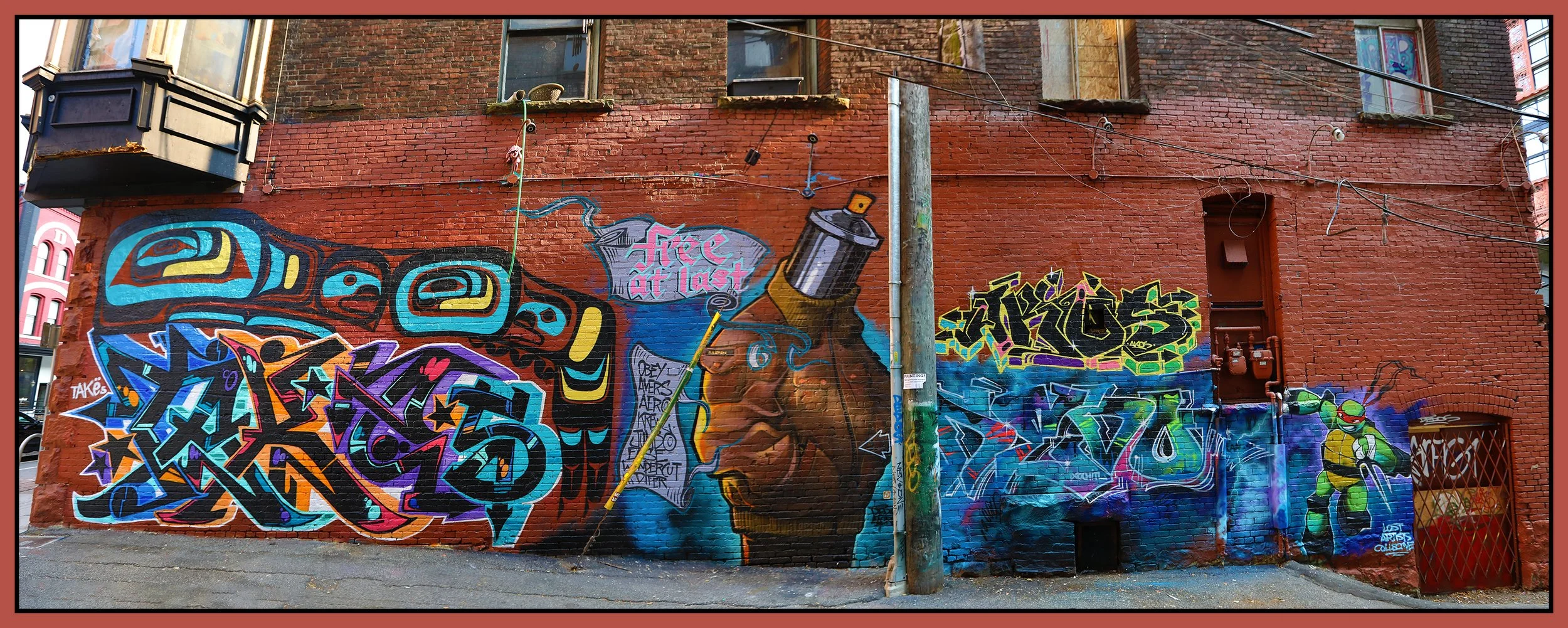 Gastown Alley Graffiti_Aug 24_2023_HDR_Pan_5C4938_1_4x10s.jpg