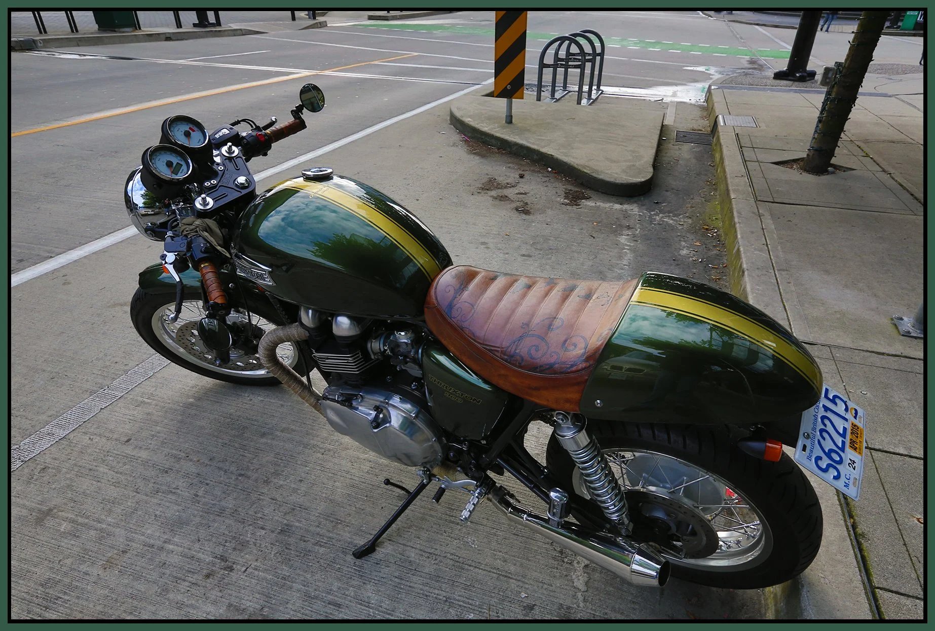 Triumph Thruxton 900_Jul 25_2014_HDR_F1916_4x6s.jpg