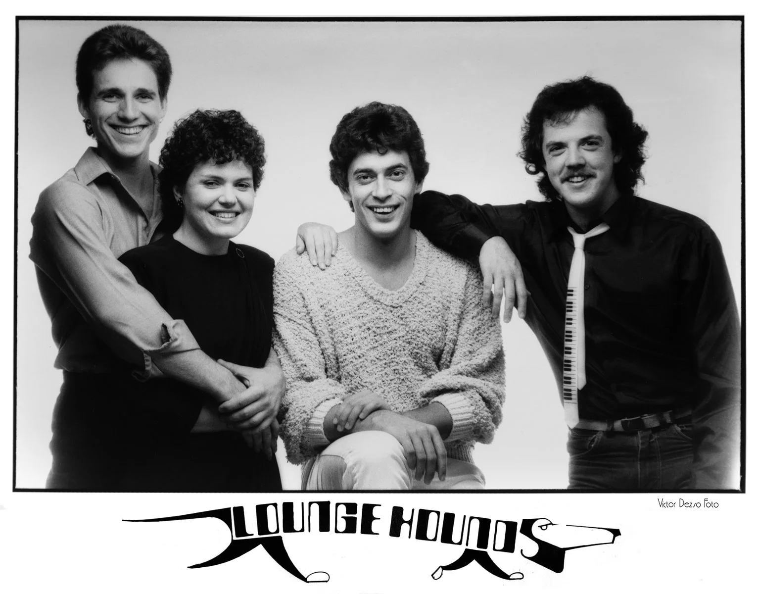 The Lounge Hounds_9190_4x5.jpg