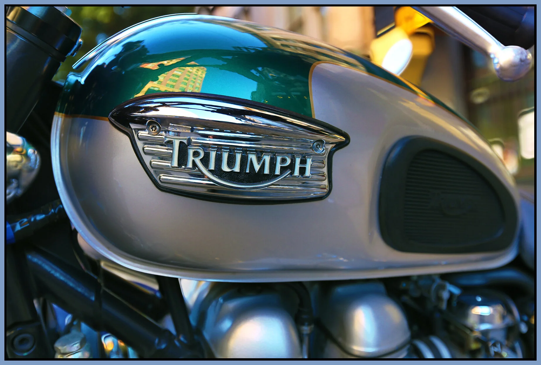 Triumph Bonneville_Sep 18_2012_HDR_C1836_4x6s.jpg